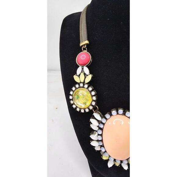 Brass Tone Floral Beaded Statement Necklace Omega Chain 18"L - Picture 2 of 5